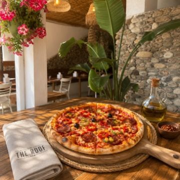 (Özel Pizza Sosu-Sosis-Sucuk-Mantar-Zeytin-Mısır-Biberler-Mozerella Peyniri)(Saat 18:00'e Kadar)